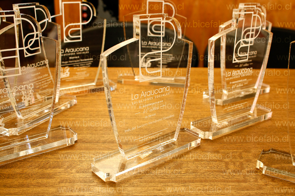 Trofeo acrilico colegio profesores