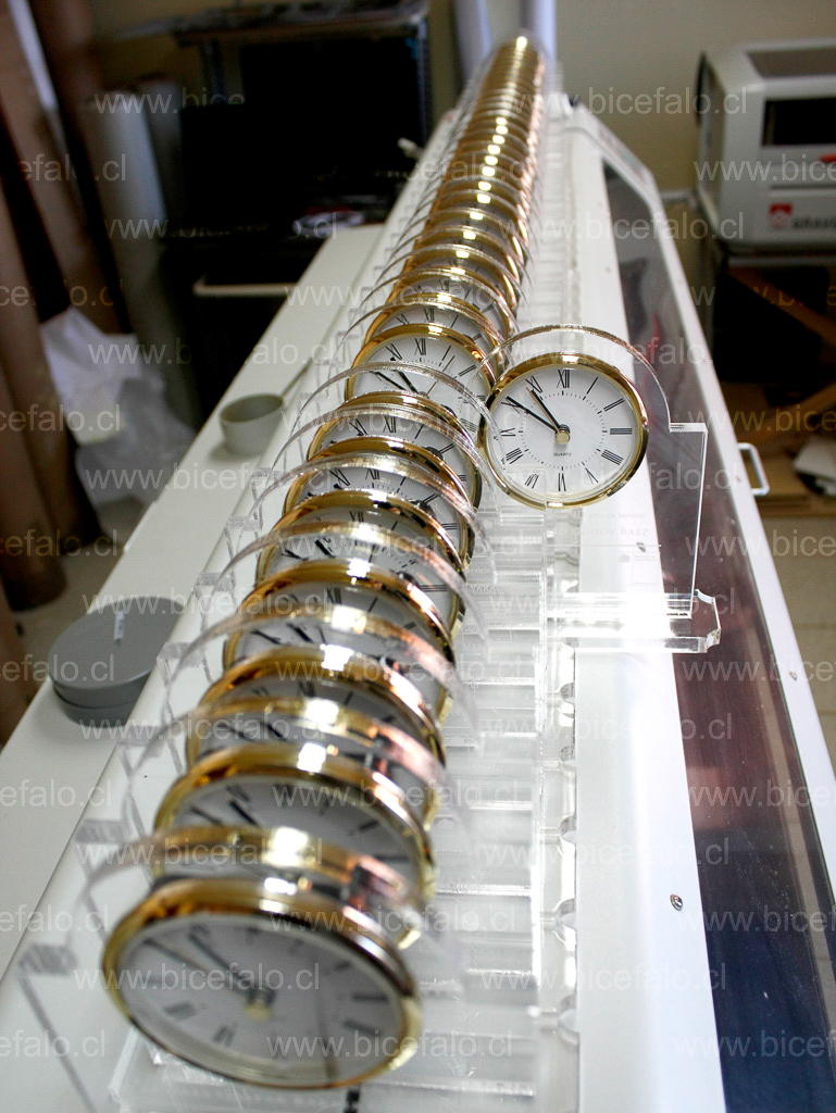 Trofeo reloj acrilico